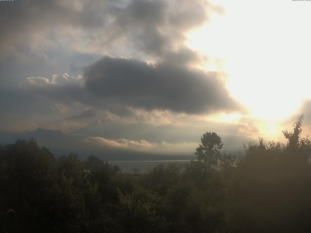 山中湖からの富士山