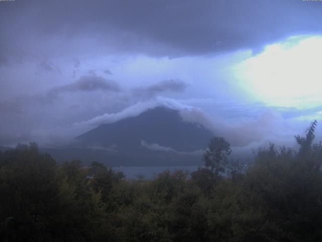 山中湖からの富士山