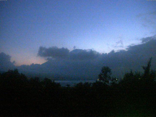 山中湖からの富士山
