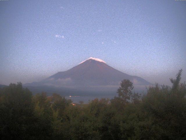 山中湖からの富士山