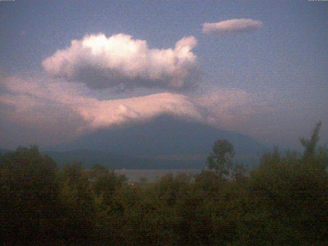 山中湖からの富士山