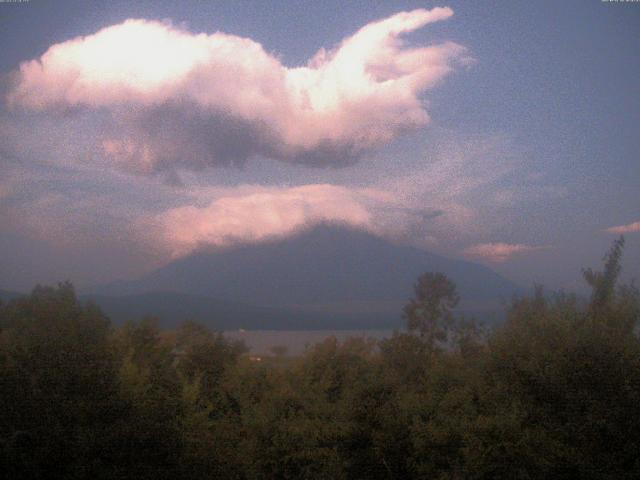 山中湖からの富士山