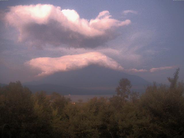山中湖からの富士山