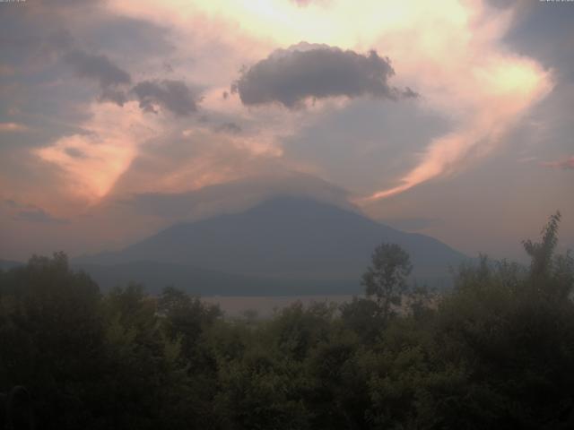 山中湖からの富士山
