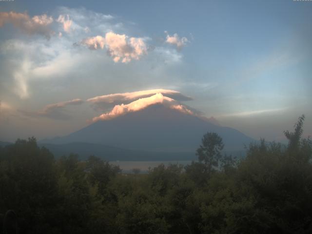山中湖からの富士山