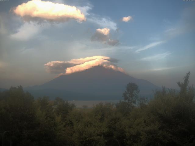 山中湖からの富士山