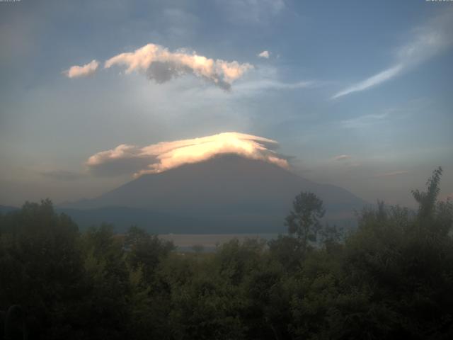 山中湖からの富士山