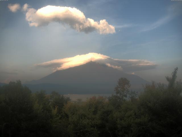 山中湖からの富士山