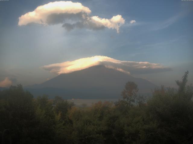 山中湖からの富士山