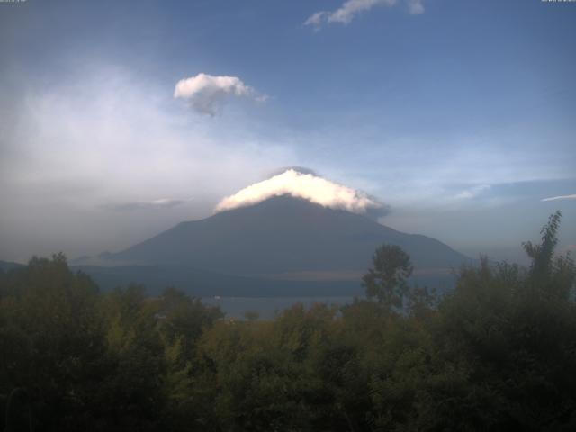 山中湖からの富士山