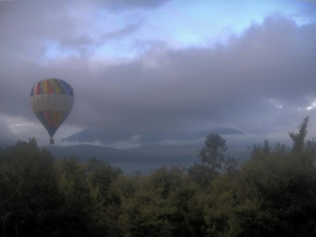 山中湖からの富士山
