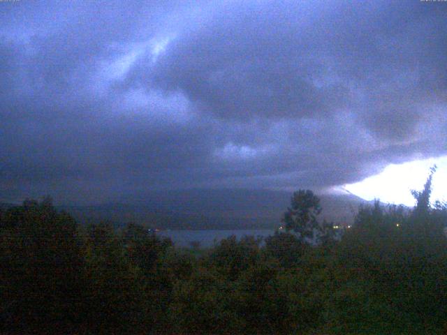山中湖からの富士山