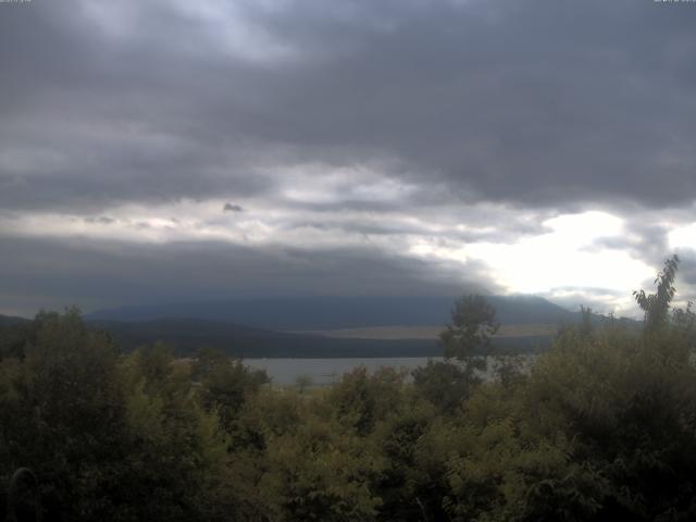 山中湖からの富士山