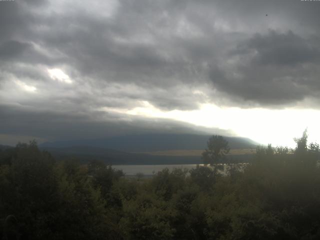 山中湖からの富士山