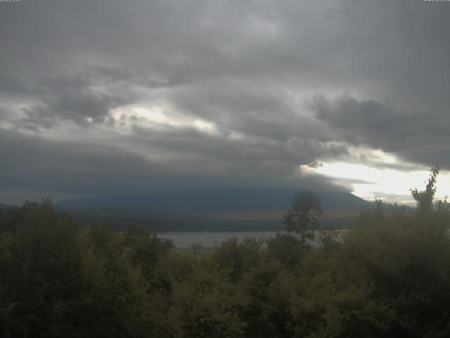 山中湖からの富士山