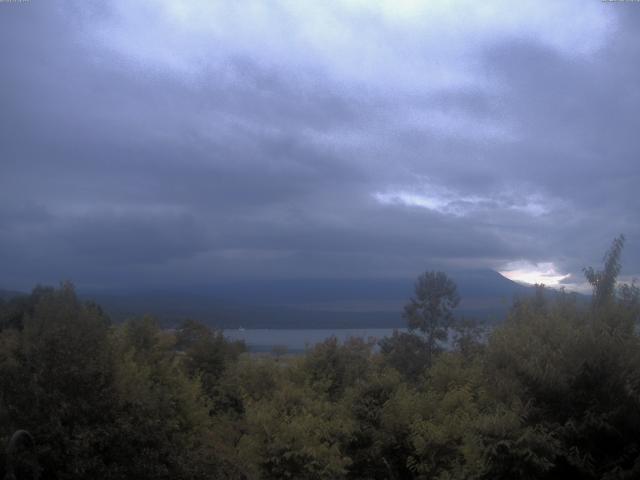 山中湖からの富士山