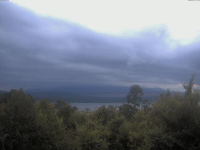 山中湖からの富士山