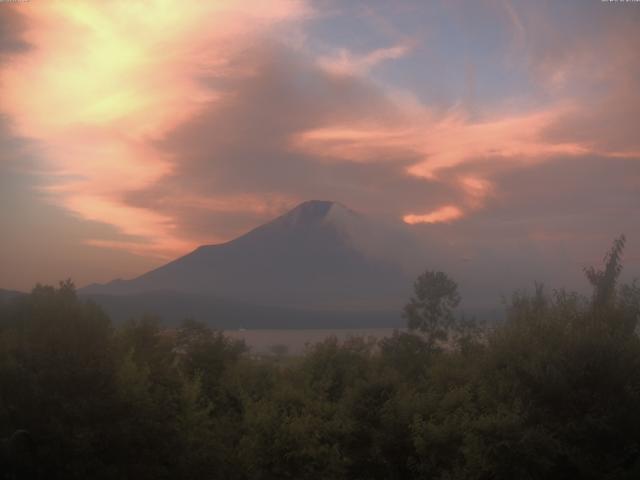 山中湖からの富士山