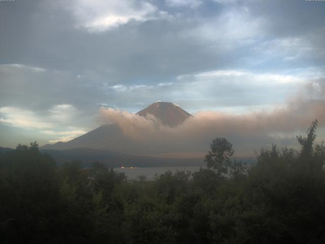 山中湖からの富士山