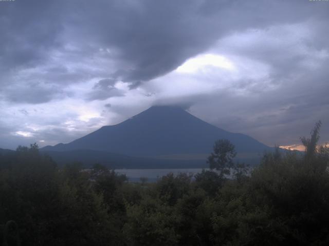 山中湖からの富士山