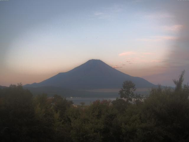 山中湖からの富士山