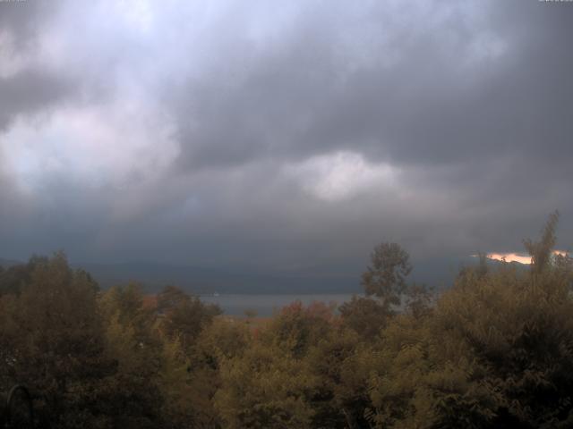 山中湖からの富士山