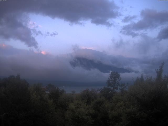山中湖からの富士山