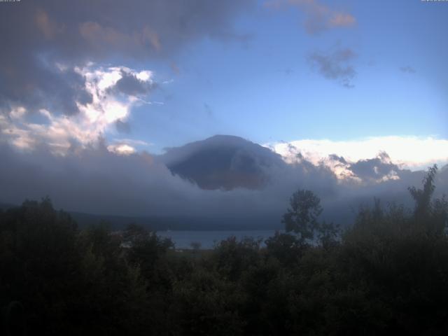 山中湖からの富士山
