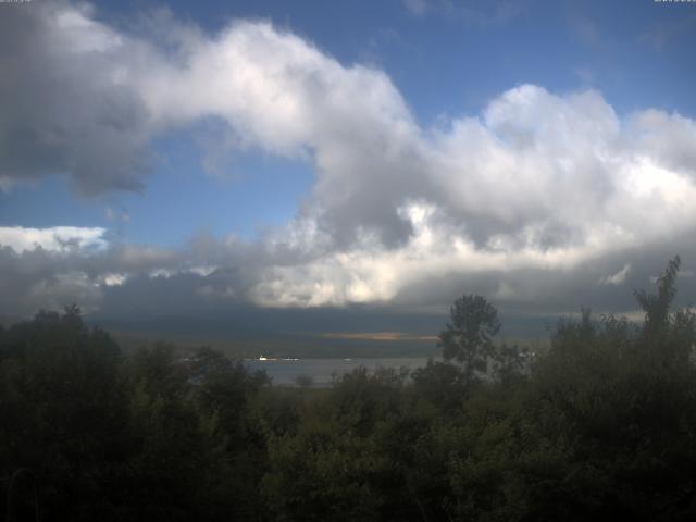山中湖からの富士山