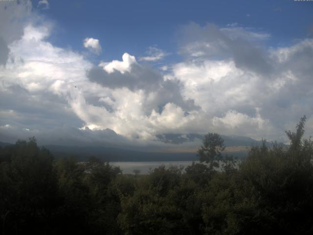 山中湖からの富士山