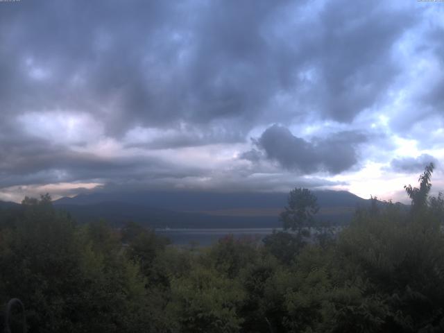 山中湖からの富士山