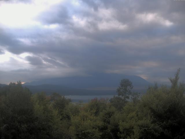 山中湖からの富士山