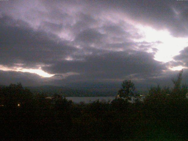山中湖からの富士山
