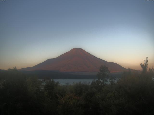 山中湖からの富士山