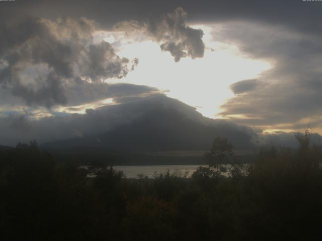 山中湖からの富士山