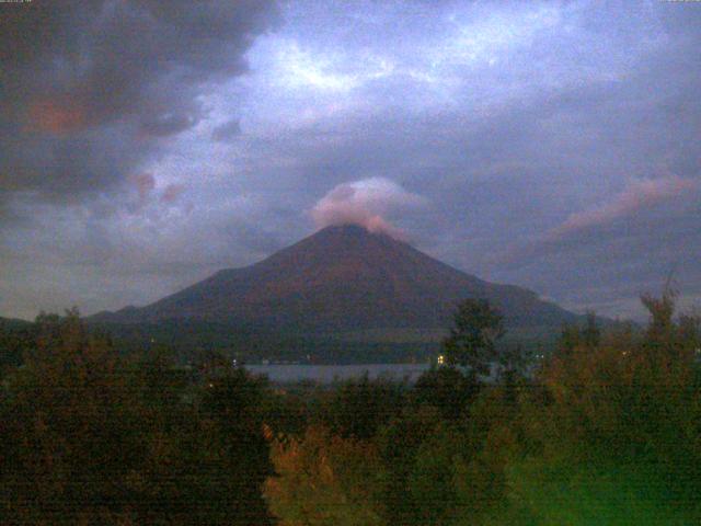 山中湖からの富士山