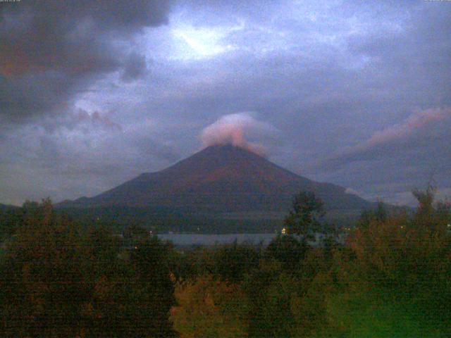 山中湖からの富士山