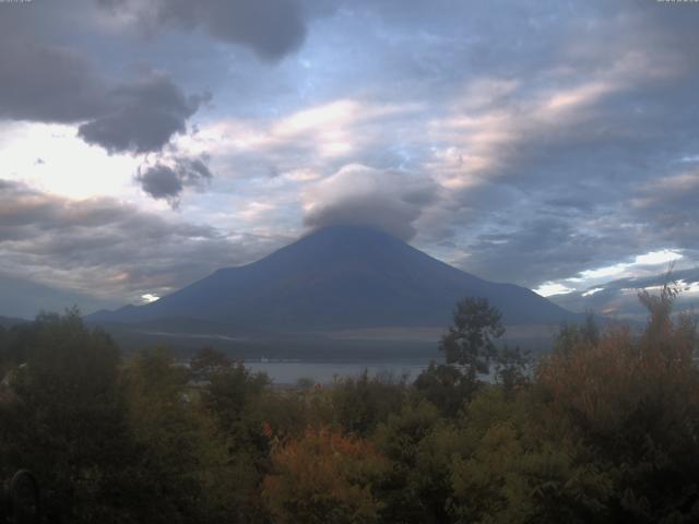 山中湖からの富士山