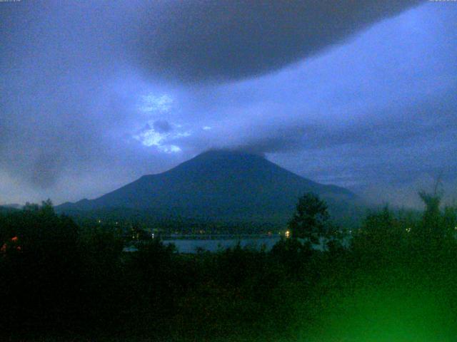 山中湖からの富士山