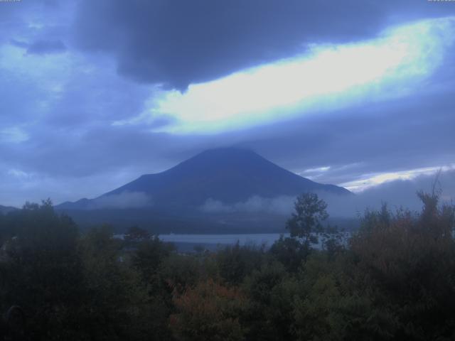 山中湖からの富士山