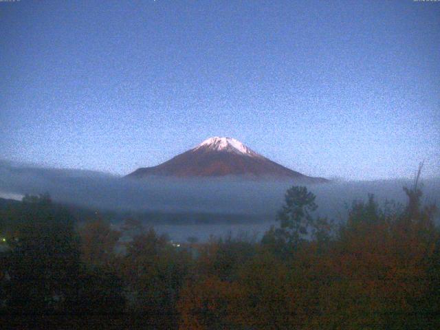 山中湖からの富士山