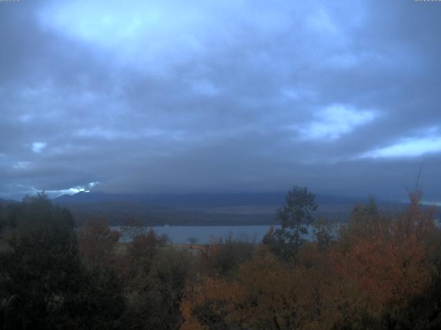 山中湖からの富士山