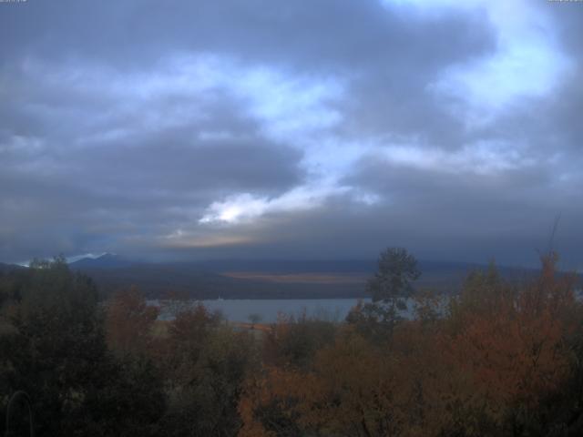 山中湖からの富士山