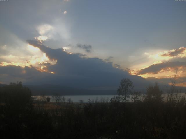 山中湖からの富士山