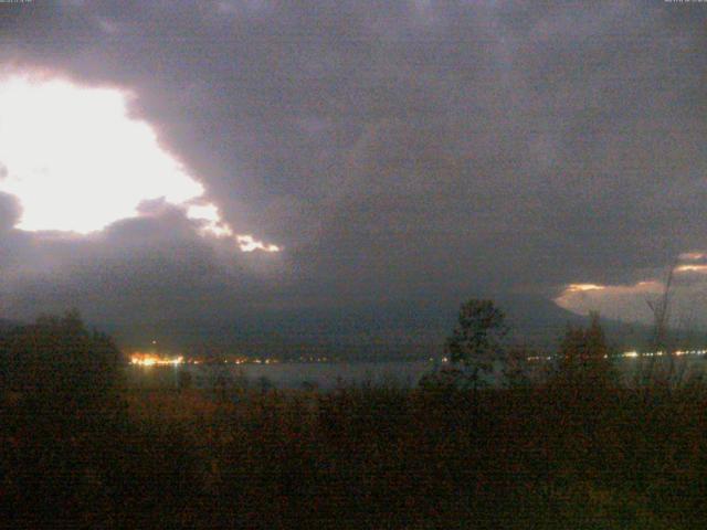 山中湖からの富士山