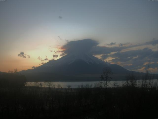 山中湖からの富士山