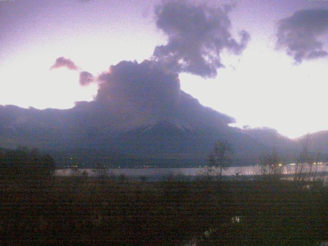 山中湖からの富士山
