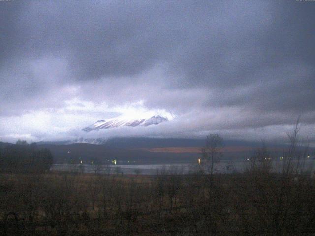 山中湖からの富士山