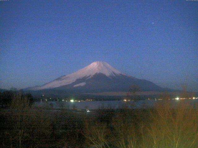 山中湖からの富士山