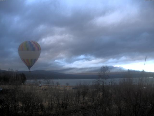 山中湖からの富士山